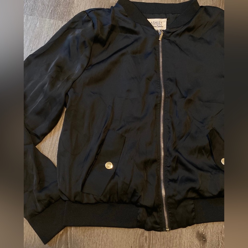 Bomber jacket - Picture 2 of 5